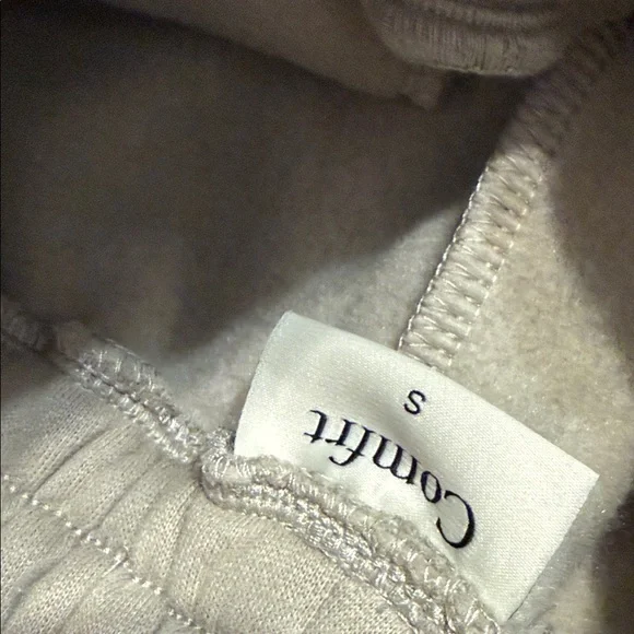 Comfort Gray Women's Track Pants & Hoodie Set - Picture 3 of 7